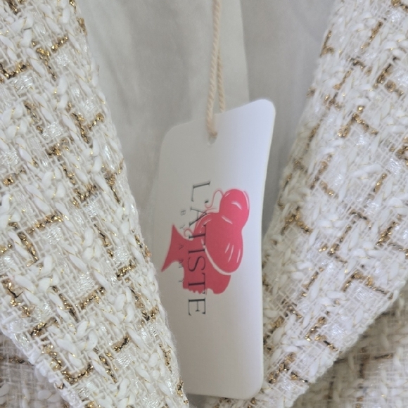 L'ATISTE White Tweed Dress with Gold Accents - Picture 9 of 10